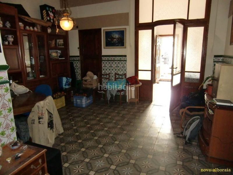 Foto b6c7557e-add5-46e1-858e-2885988e1e75. Masia amb aparcament a Camí de Vera Valencia