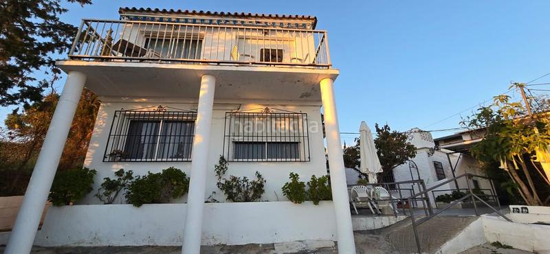 Foto cb04ed89-010a-4c7d-8b31-f872469ab0f3. Casa amb aparcament piscina a Cotomar Rincón de la Victoria