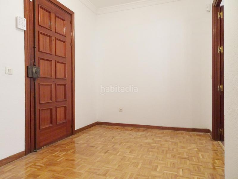 Foto d322c78a-8425-4a9b-8d54-6d27ef1d5b4f. Piso no te pierdas este magnifico piso en la malagueta a 3 minutos de la playa en Málaga