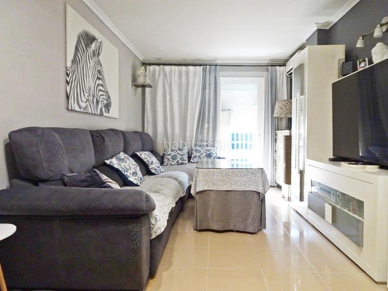 Foto d6caa1af-13a9-409c-9f1f-2d3640280a67. Piso  a 300m del mar zona pacifico. en Paseo Marítimo Oeste - Pacífico Málaga