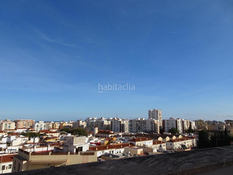 Foto 29302d65-04f9-412a-8b0a-6905bb10790c. Lloguer apartament a Suárez Málaga