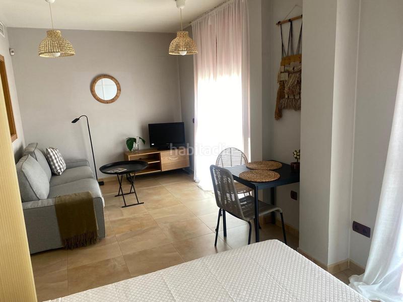 Foto bea4fc58-328e-4f78-88a0-70dabf10208e. Lloguer apartament a Suárez Málaga