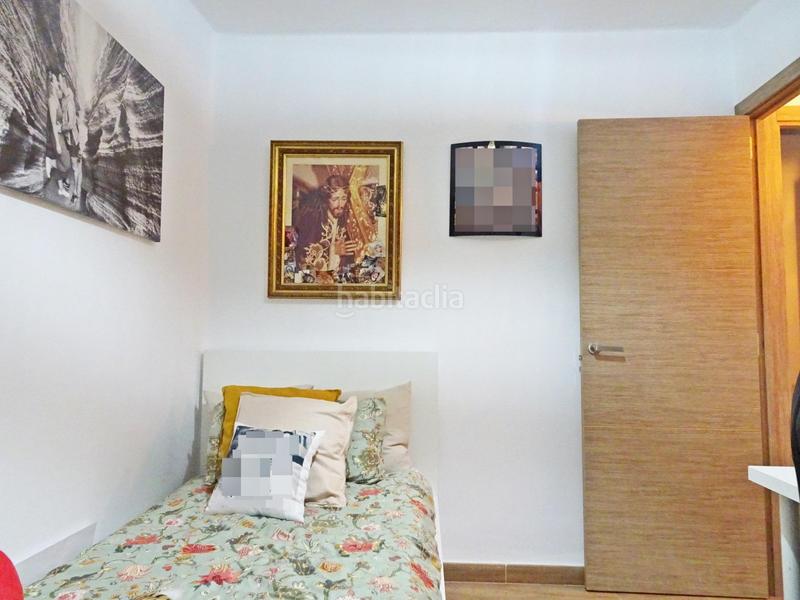 Foto cf52b654-42a5-4775-8824-c830a4ae3a12. Piso  con reforma integral a 12 minutos andando de la playa. en Málaga