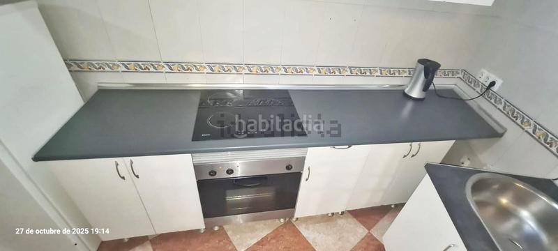 Foto b769d7ad-a747-439e-9be3-e16aee6e24fe. Piso  a 300 metros del vialia. en La Unión - Cruz de Humilladero - Los Tilos Málaga