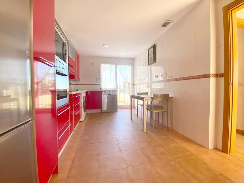 Foto f74d6695-f590-4ed9-8e0d-07a420d6e78d. Doppelhaus mit parking pool in Capellanía - Retamar Alhaurín de la Torre