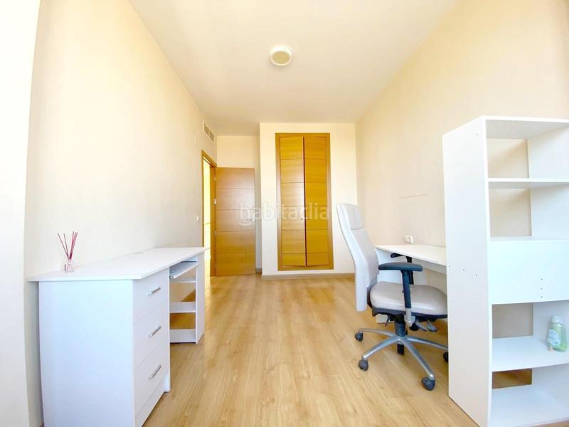 Foto ffe94cff-8aca-4d96-8a22-d3db3e2c5351. Doppelhaus mit parking pool in Capellanía - Retamar Alhaurín de la Torre