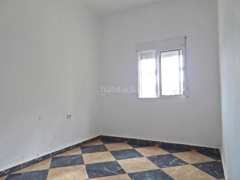 Foto ec1beaee-9c27-48cc-be38-ece21264be1c. Pis amb aparcament a Carranque - Haza Cuevas Málaga