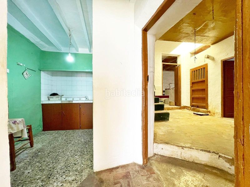 Foto 21665959-5723-4a27-a02a-3ed05c97a45d. Casa amb aparcament a Periana
