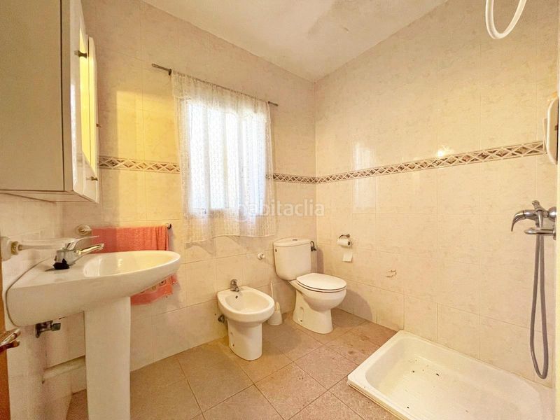 Foto 524b3da8-52e3-4258-9c07-6165f77a3e05. Casa amb aparcament a Periana