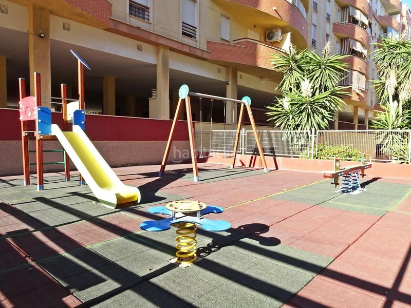 Foto f1b726f6-ad23-4327-a056-754f413f1526. Pis amb aparcament piscina a El Tejar - Hacienda Bizcochero Málaga