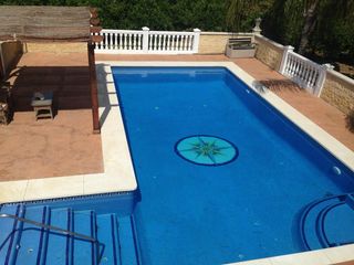 Casale in Álora. Exclusiva finca con huerta de limoneros y licencia turística en
