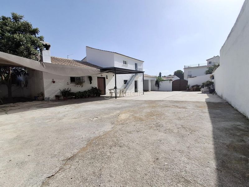 Foto 00c91119-67f9-4336-b4c7-6d6c2b67aa1c. Casa  independiente de 520m2 de parcela en cerralba en Pizarra