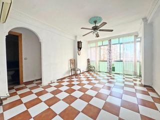 Appartement à Dos Hermanas - Nuevo San Andrés. Piso de 3 dormitorios con vistas despejadas a 2 minutos del tren