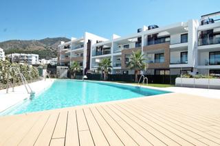 Piso  Canarios, lomas 4. Venta de piso con tres dormitorios en benalmádena, malaga, costa