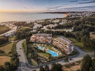 Piso en El Faro de Calaburra - Chaparral. Venta de piso con tres dormitorios en mijas costa, málaga, costa
