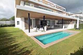 Pis  Bunker, santa clara homes. Venta de piso con cuatro dormitorios en marbella, málaga, costa