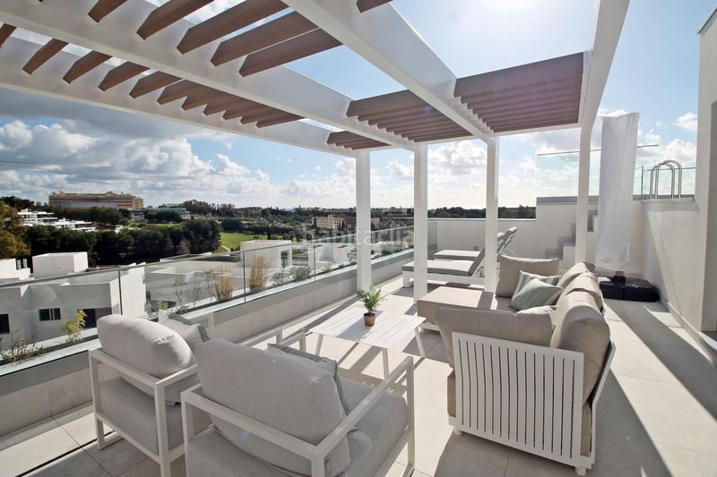 Foto 885162f7-9f0d-4685-851e-6b6bd6adadbe. Ático venta de ático con tres dormitorios , málaga, costa del sol en Marbella