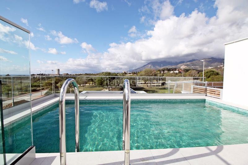 Foto ed1de8ec-c7fb-460f-885b-988afbc54712. Ático venta de ático con tres dormitorios , málaga, costa del sol en Marbella