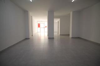 Local Comercial en Carril del Siroco, 8