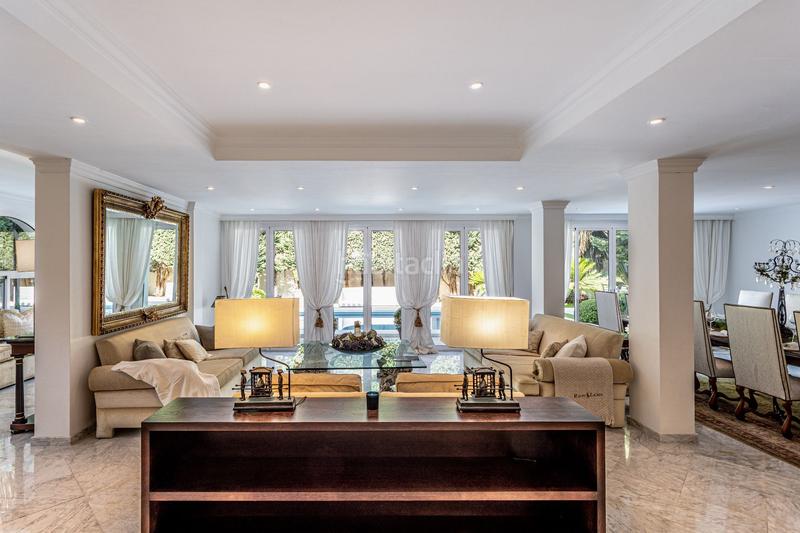 Foto 888321b9-8076-49d2-8290-b0c18be08dc2. Xalet amb piscina a Los Monteros Marbella