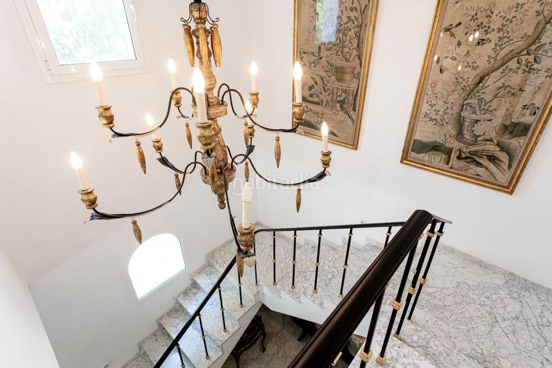 Foto bebe3747-3916-41e4-83e4-78ceea59f91f. Xalet amb piscina a Los Monteros Marbella