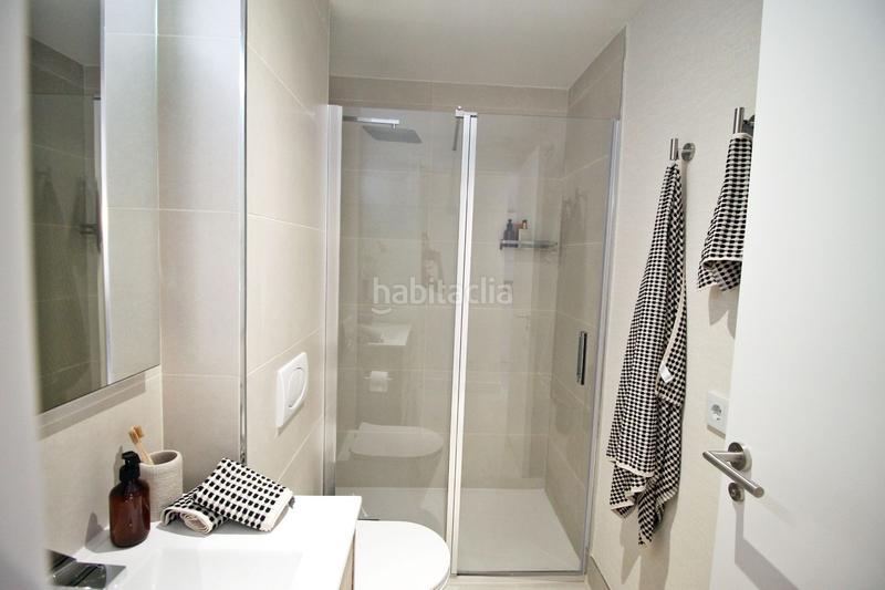 Foto 19f3d34c-d043-4e36-aa3f-f11eae3c846a. Ático venta de ático dúplex con dos dormitorios en benalmádena costa, málaga, costa del sol en Fuengirola