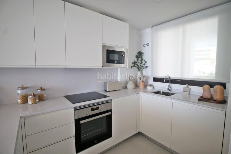 Foto 2549b2a9-009e-43ff-a4a5-b3db6d74be06. Ático venta de ático dúplex con dos dormitorios en benalmádena costa, málaga, costa del sol en Fuengirola