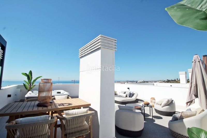 Foto 7acce53b-5a68-48c8-886b-baf63891de0a. Ático venta de ático dúplex con dos dormitorios en benalmádena costa, málaga, costa del sol en Fuengirola