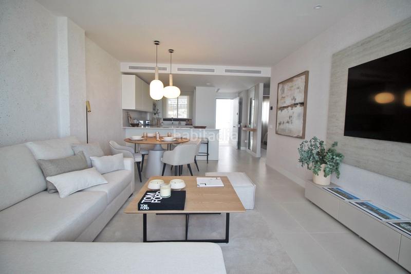 Foto a2eb0de5-a3ba-42f5-a3fe-df83fe37fd80. Ático venta de ático dúplex con dos dormitorios en benalmádena costa, málaga, costa del sol en Fuengirola
