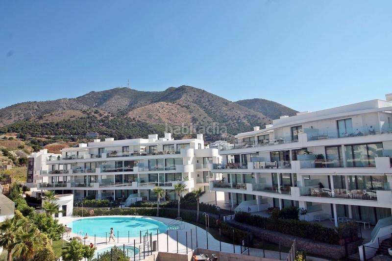Foto cc0ec10a-613f-43e3-ae92-f8e5bd8f4a03. Ático venta de ático dúplex con dos dormitorios en benalmádena costa, málaga, costa del sol en Fuengirola