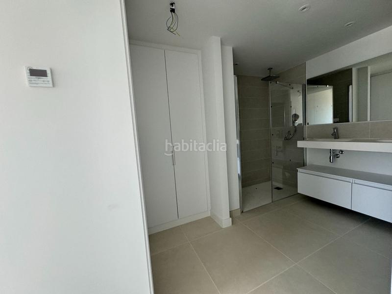 Foto 59f89f5e-8798-4477-b2c2-708bd212dbbf. Attico con riscaldamento piscina in El Higuerón Fuengirola