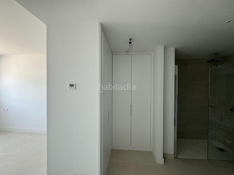 Foto c3e6d777-6e69-4b91-a832-33c1f5074352. Attico con riscaldamento piscina in El Higuerón Fuengirola