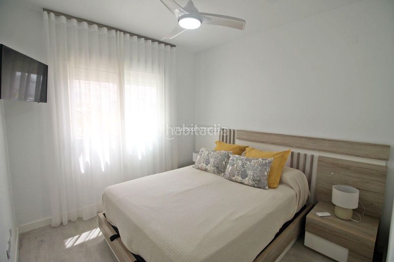 Foto 4f1be7cb-8489-432e-aa81-919af32b36ac. Àtic amb calefacció aparcament piscina a Zona Centro Comercial Torrequebrada Benalmádena