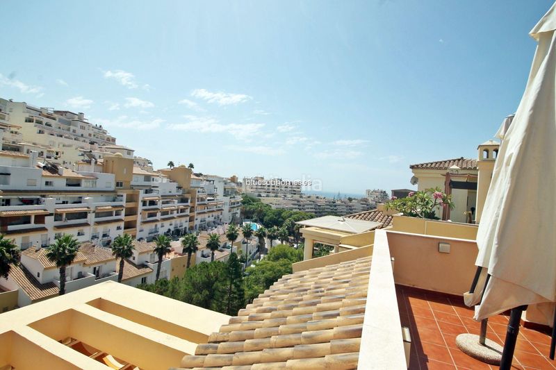 Foto 531686b9-f1ef-444d-afcb-49811602d5a3. Àtic amb calefacció aparcament piscina a Zona Centro Comercial Torrequebrada Benalmádena
