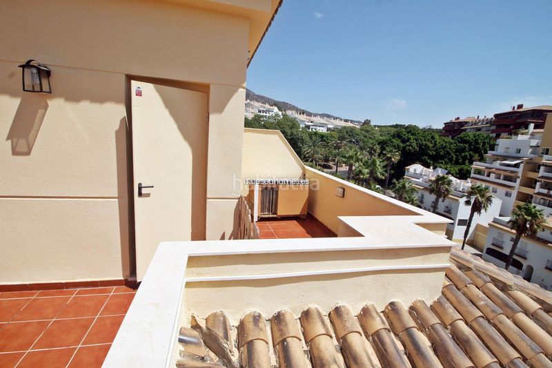 Foto cf215996-76cb-4e57-b280-abd2c6b53647. Àtic amb calefacció aparcament piscina a Zona Centro Comercial Torrequebrada Benalmádena