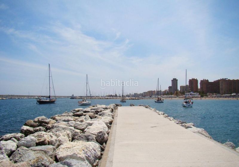 Foto b63e9c83-82d1-45c2-8a0e-ff958bdde790. Pis amb aparcament piscina a Las Gaviotas - Carvajal Fuengirola