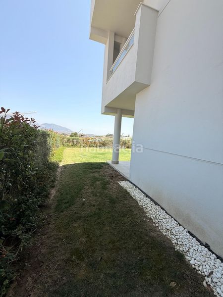 Foto 866c2270-4d2e-49e2-acb4-e34d796a0d97. Pis amb aparcament piscina a La Cala Golf - Lagar Martell Mijas