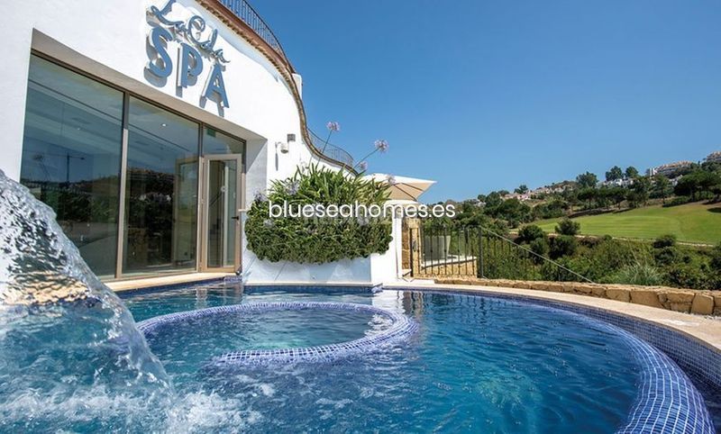 Foto 1b7eed25-5db1-4ffb-8c89-ef107112ed2b. Pis amb aparcament piscina a La Cala Golf - Lagar Martell Mijas