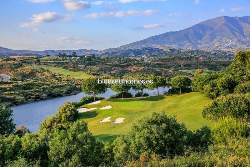 Foto 0b850bfe-de1a-44a6-8757-aa6d09990350. Pis amb aparcament piscina a La Cala Golf - Lagar Martell Mijas