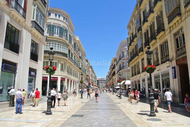 Foto 25962a91-b207-4c98-acba-8af2654f97ff. Pis amb calefacció aparcament piscina a Paseo Marítimo Oeste - Pacífico Málaga