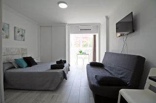 Monolocale  Avenida avenida gamonal. edif. águila. Venta de estudio en benalmádena, málaga, costa del sol