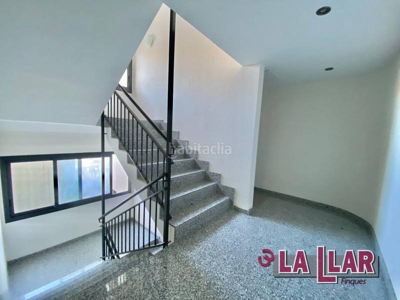 Foto 3e5e3e89-2d98-4b24-ae16-d92acc22605e. Apartamento oportunidad! apartamento en l con piscina y trastero! en Estartit