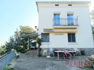 Haus in Montorns del Valls. Amplia casa unifamiliar en montorns del valls!