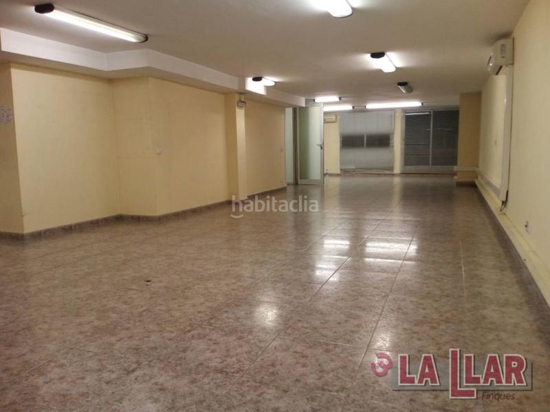 Foto c9c274f0-21b6-4f16-9884-ca09d2cef568. Business premise in Centre Mollet del Vallès