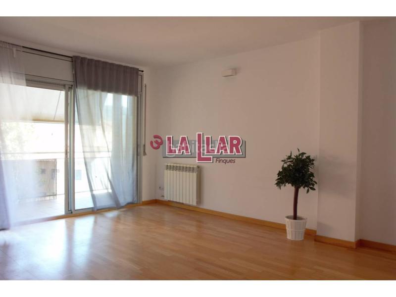 Foto 36c1fb4f-9c14-4e6c-8abb-270fd8162ea5. Ático  en venta en Montornès del Vallès