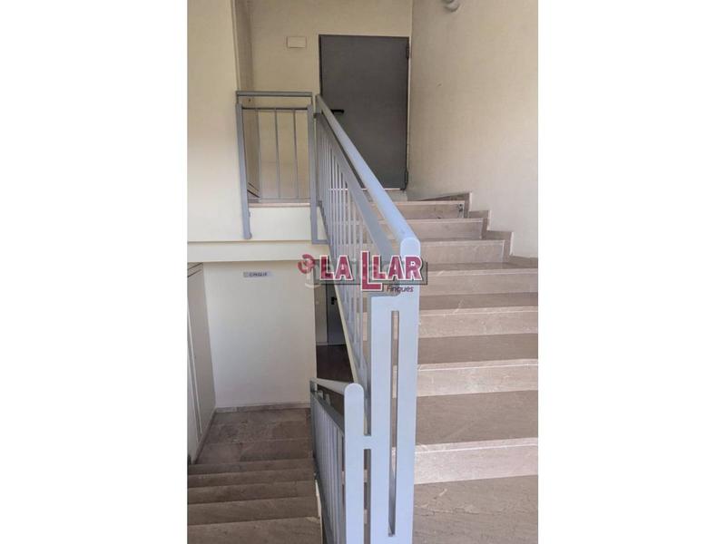 Foto 409cdd2e-2a8d-4493-b21f-c6439c550671. Ático  en venta en Montornès del Vallès