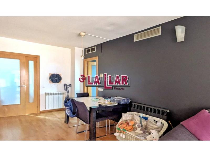 Foto 1b7ef719-63c2-48bf-b02d-5ba4f71f177d. Piso espectacular planta baja con terraza y parquing en montornés! en Montornès del Vallès