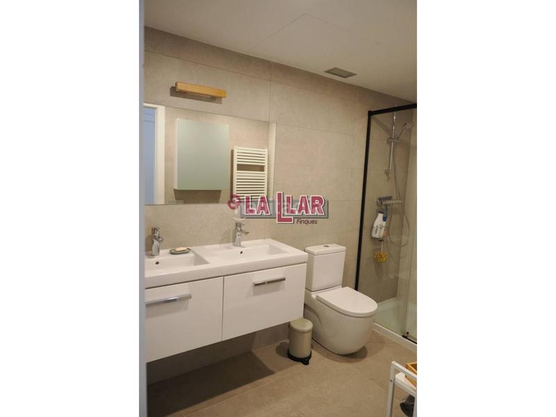 Foto adf5193c-6183-4b7f-bc92-954c38ee9199. Appartamento con riscaldamento piscina in Eixample Sabadell