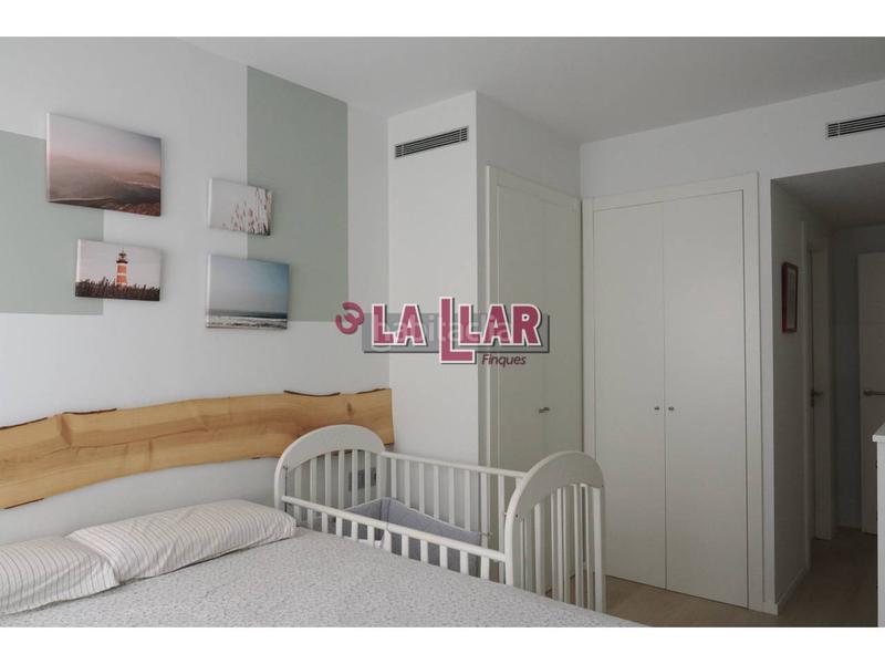 Foto b916f43a-8a45-45e9-85ce-278dede8a27c. Appartamento con riscaldamento piscina in Eixample Sabadell