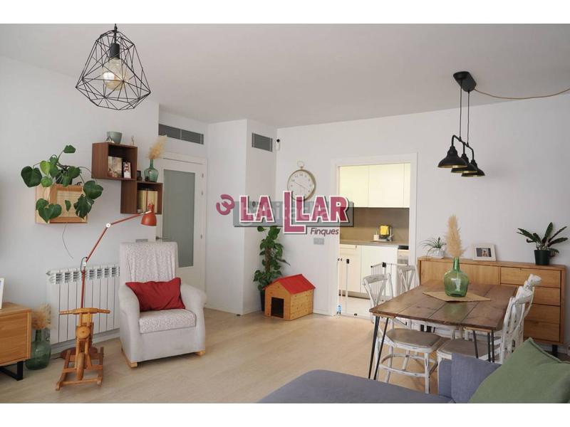Foto ce6903b7-9abd-42dd-abdc-92f463f29276. Appartamento con riscaldamento piscina in Eixample Sabadell